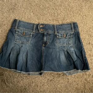 Vintage Old Navy Pleated Y2K Mini Jean Skirt 12
